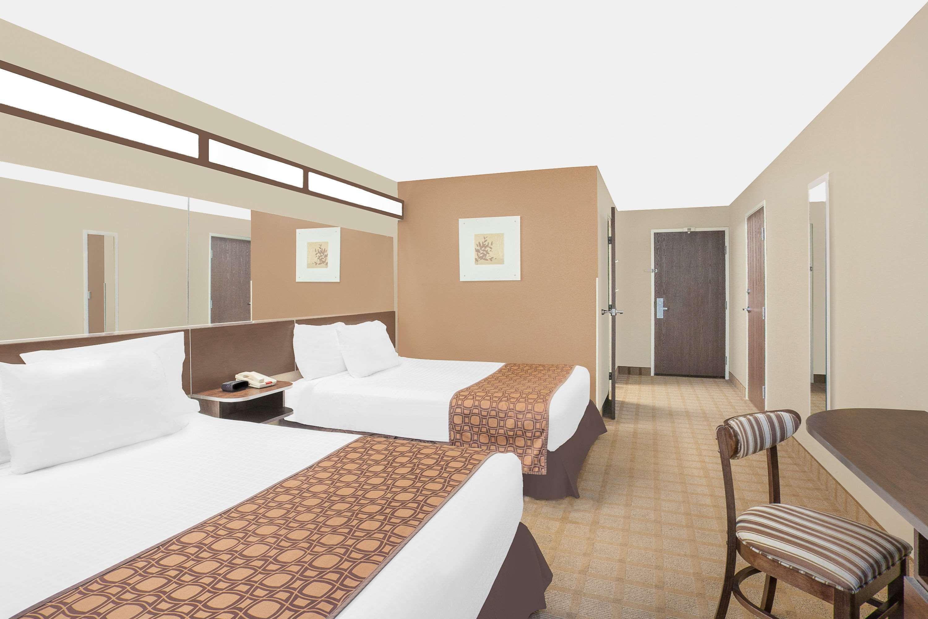 Microtel Inn & Suites By Wyndham Manchester - Newly Renovated מראה חיצוני תמונה