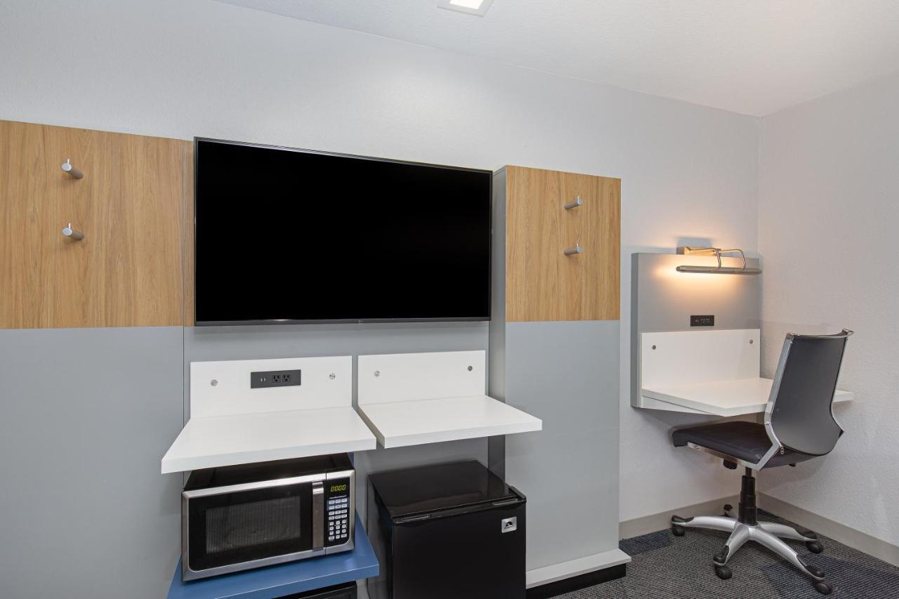 Microtel Inn & Suites By Wyndham Manchester - Newly Renovated מראה חיצוני תמונה