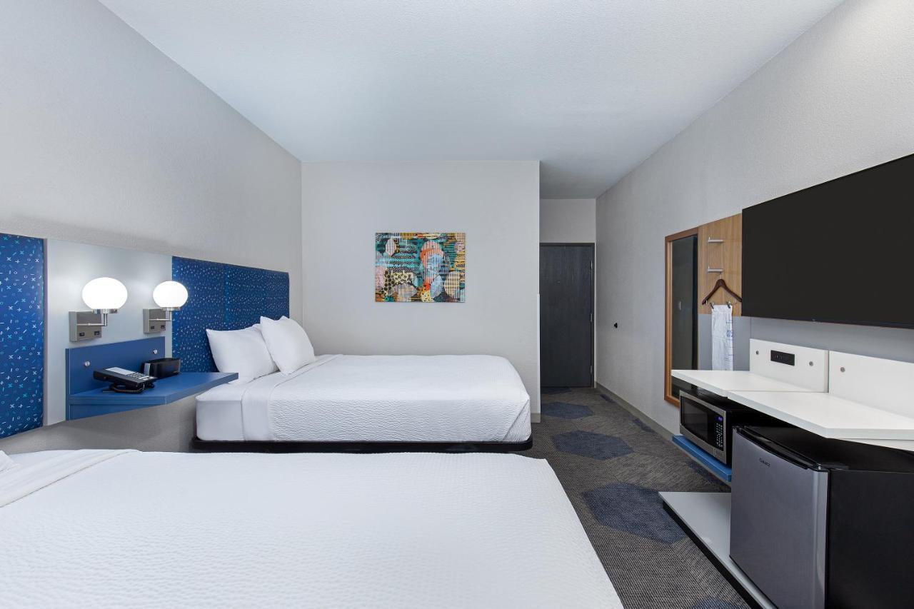 Microtel Inn & Suites By Wyndham Manchester - Newly Renovated מראה חיצוני תמונה