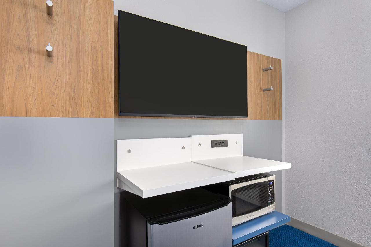 Microtel Inn & Suites By Wyndham Manchester - Newly Renovated מראה חיצוני תמונה