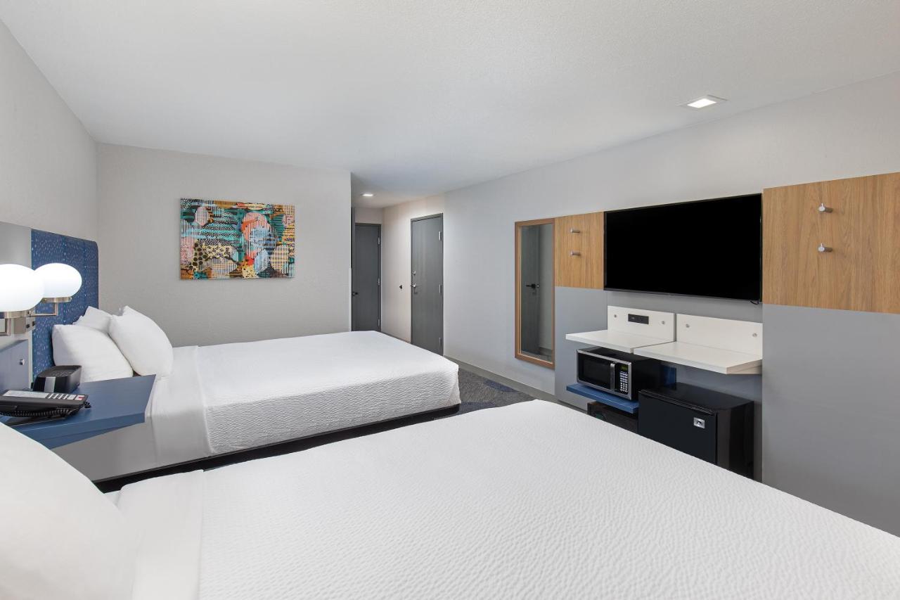 Microtel Inn & Suites By Wyndham Manchester - Newly Renovated מראה חיצוני תמונה